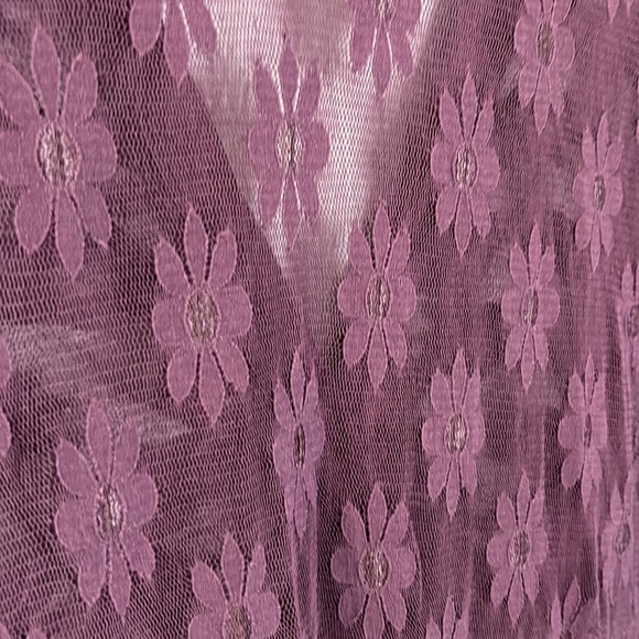 9. Live Boho NWT FREE PEOPLE Flower Fields Sheer Lace Blouse Boysenberry Large - Picture 9 of 10
